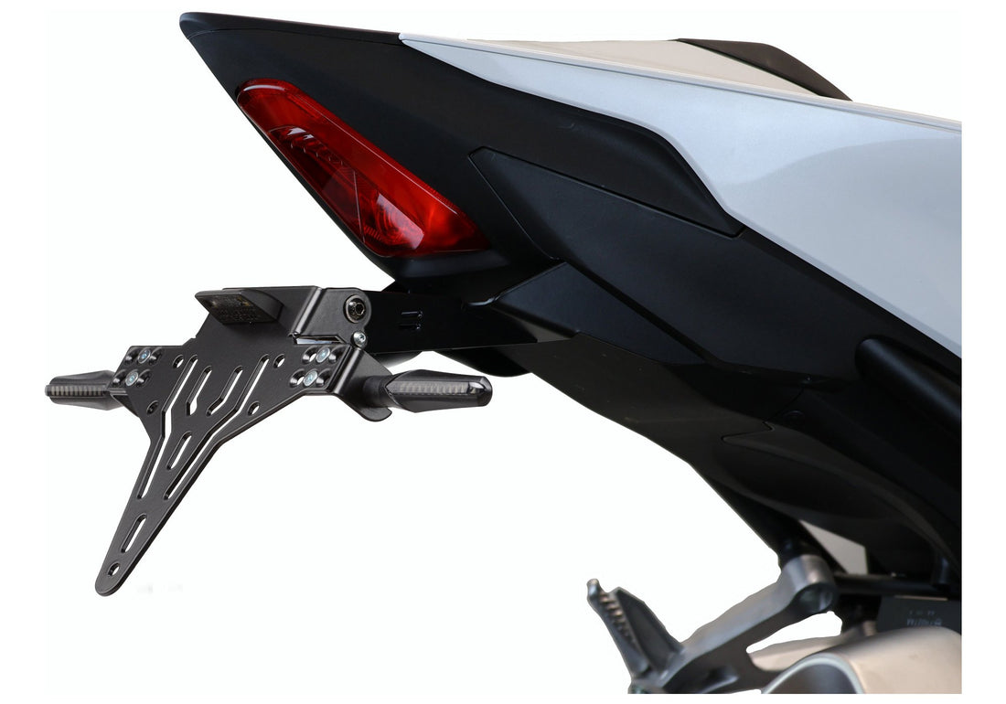 PROTECH V-SHAPE Kennzeichenhalterset inkl. Reflektor und Kennzeichenbel. schwarz