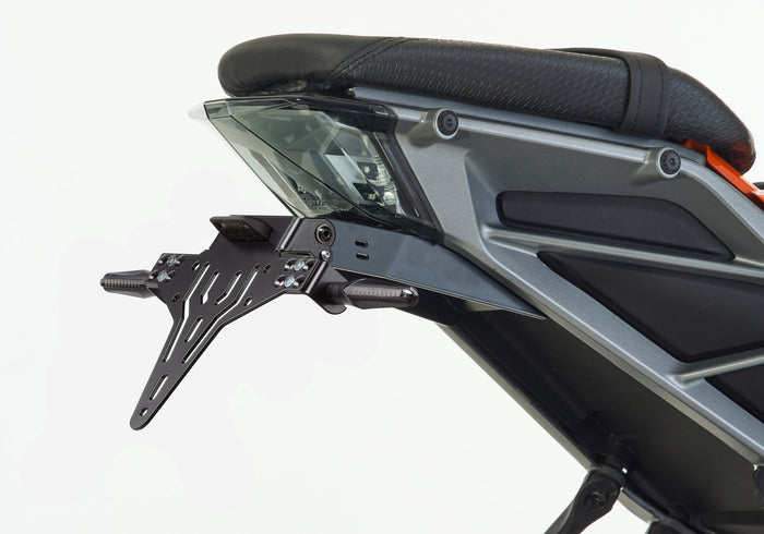 PROTECH V-SHAPE Kennzeichenhalterset inkl. Reflektor und Kennzeichenbel. schwarz