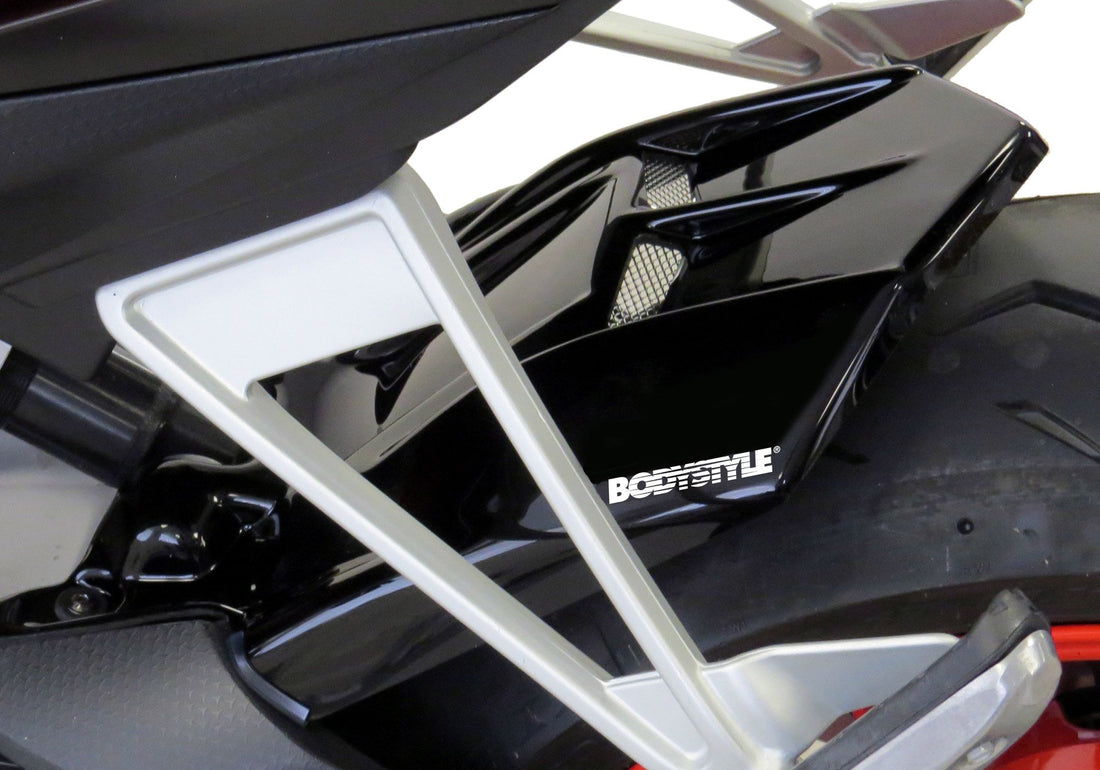 BODYSTYLE Raceline Hinterradabdeckung Carbon Look ABE
