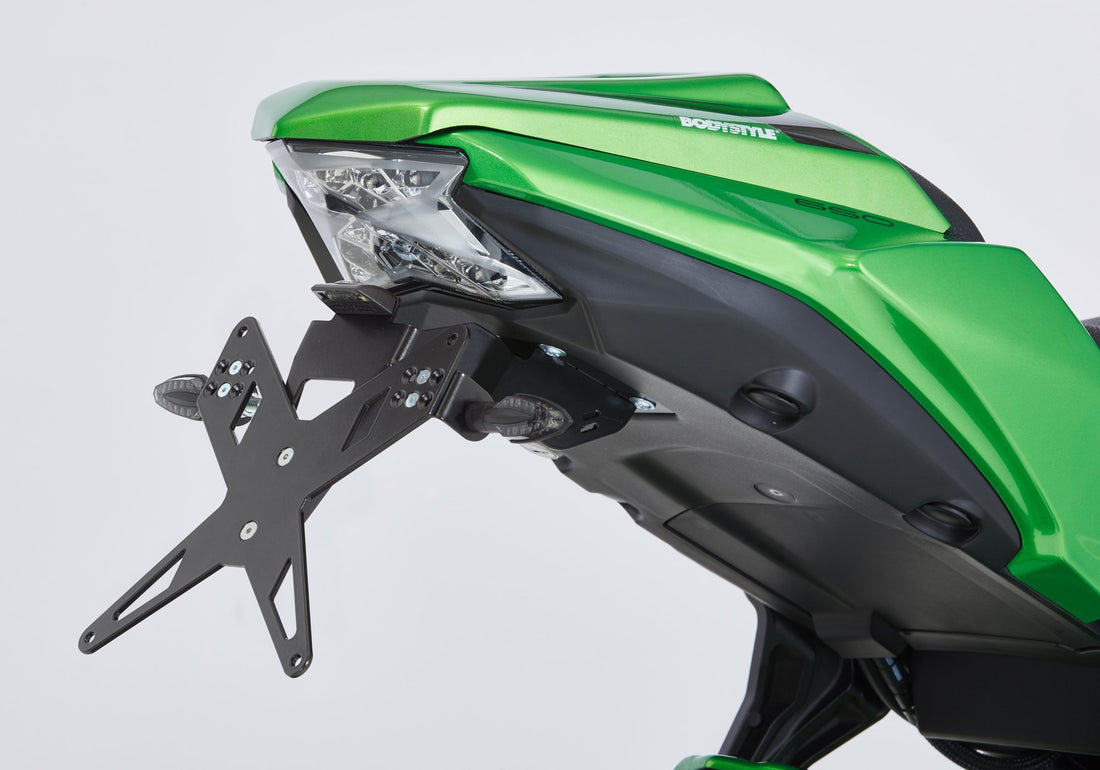 PROTECH X-SHAPE Kennzeichenhalter schwarz