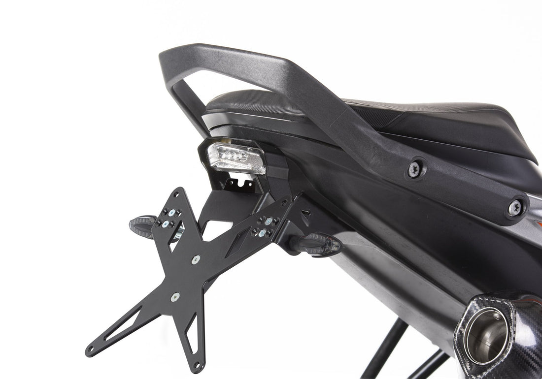 PROTECH X-SHAPE Kennzeichenhalter mit LED-Rücklicht schwarz